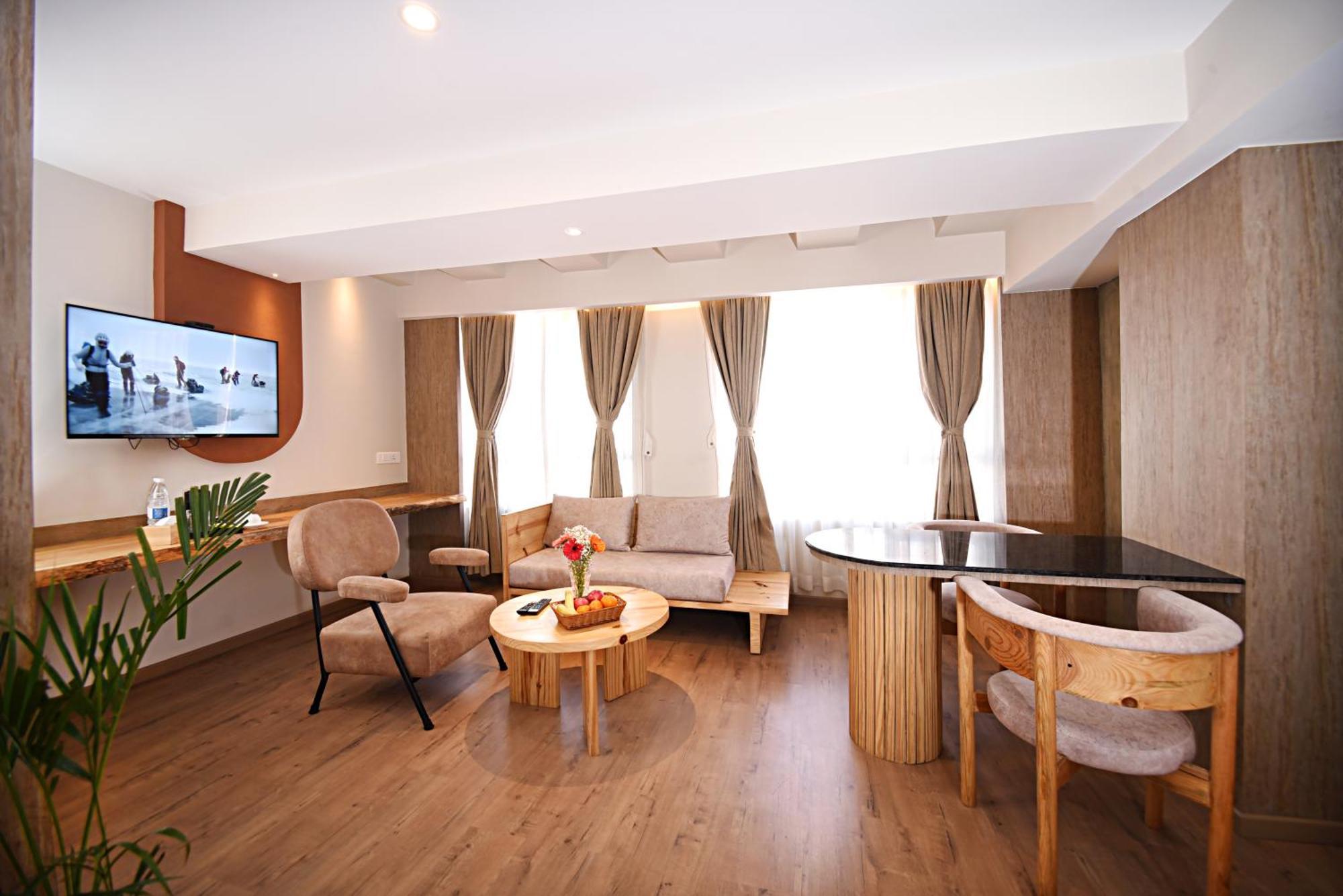 Daali Hotel & Apartment Catmandu Exterior foto